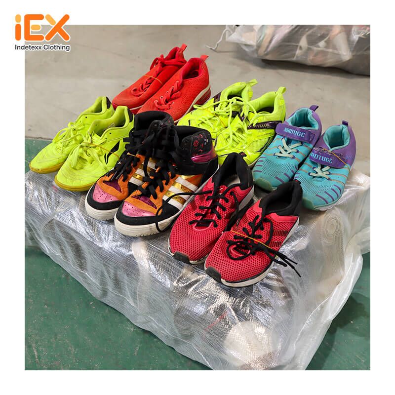 women sport shoes internation 1