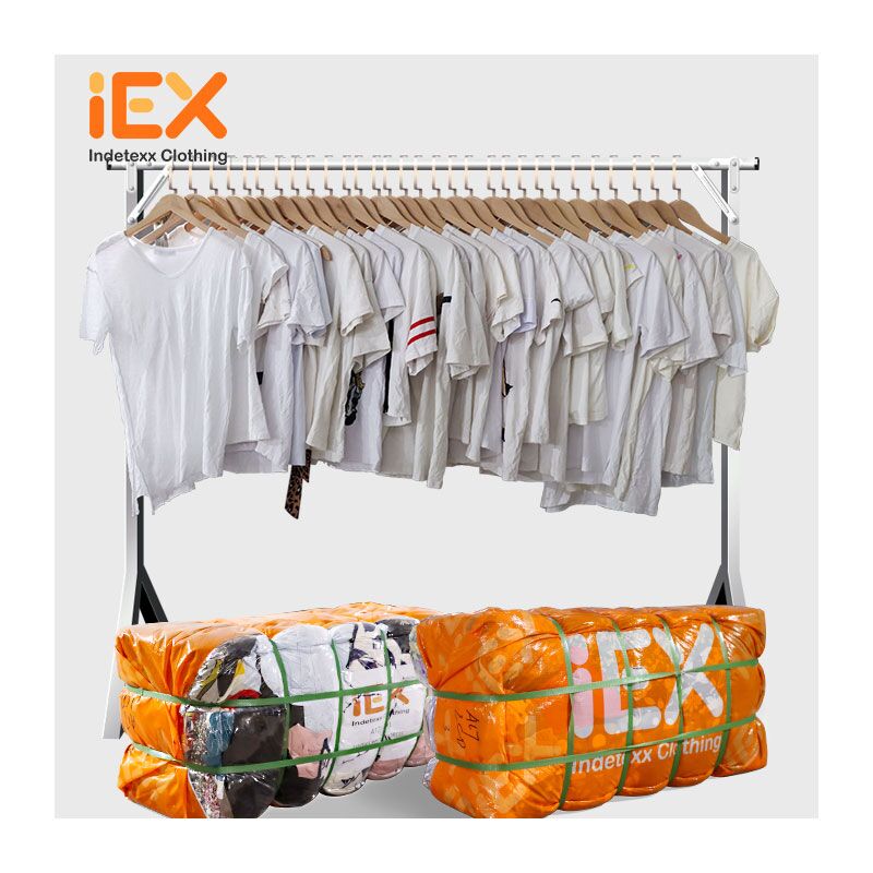Second-hand White T shirt S/S